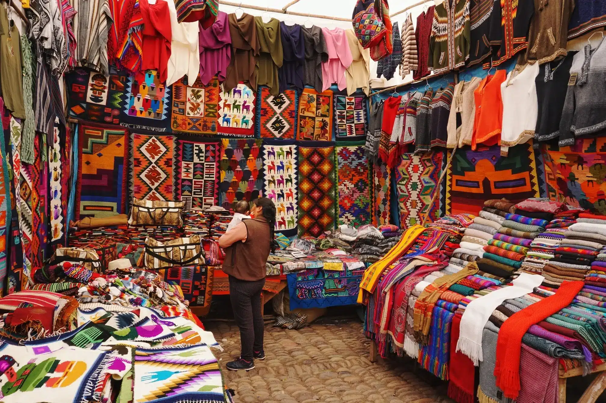 A market stall that sells different kinds of fabric, representing the concept of GST input tax credits.